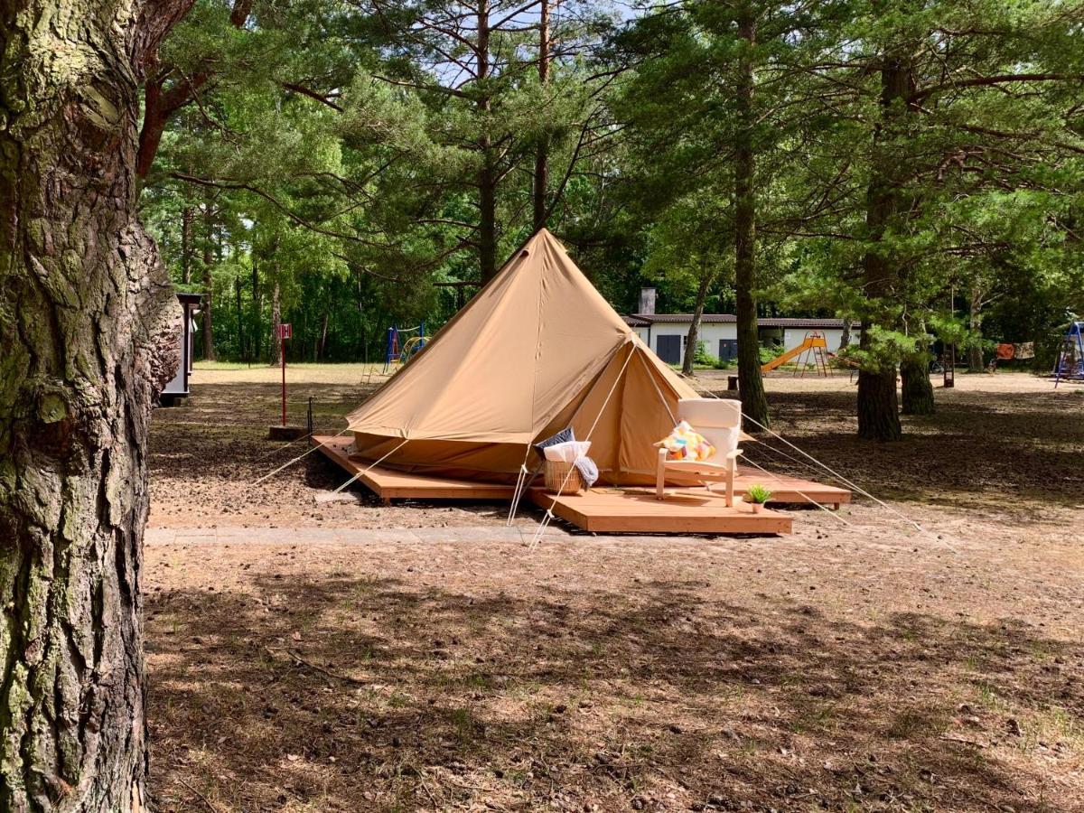 Camp Bursztynowy Las 格但斯克 外观 照片