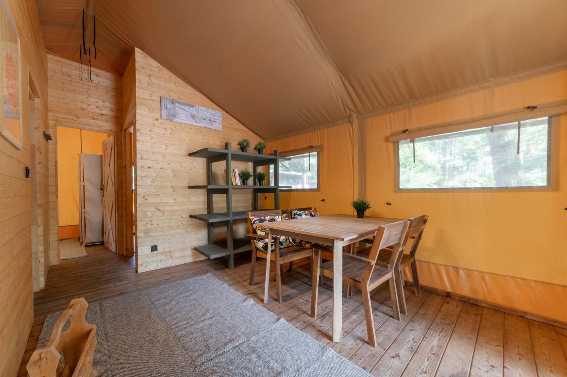 Camp Bursztynowy Las 格但斯克 外观 照片